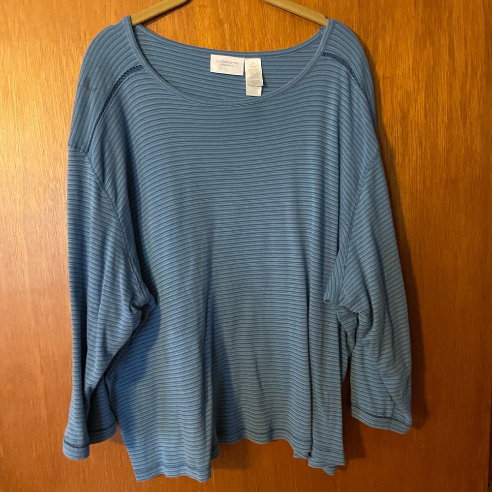 COPY - 3X Blue Tone-on Tone Striped top